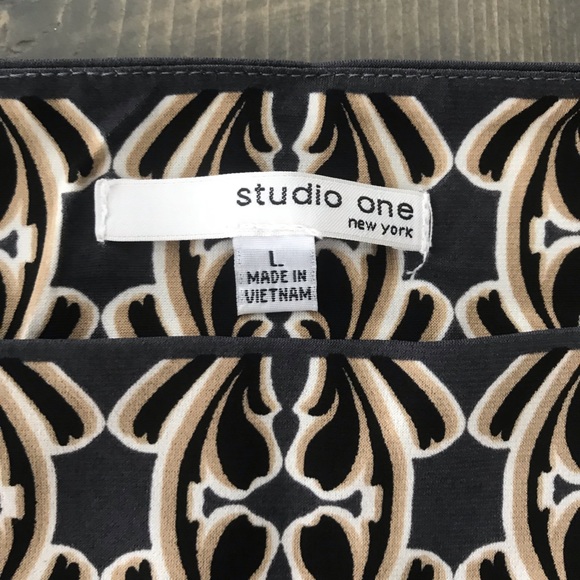 Studio one patterned dress - Picture 3 of 3